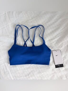 Nike Zenvy 💙 Royal Blue Strappy Sports Bra (Size XS)